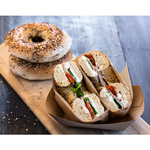 Bagel oignon rouge/graines Rosie's 10.5 cm - 125 g x 48 pc